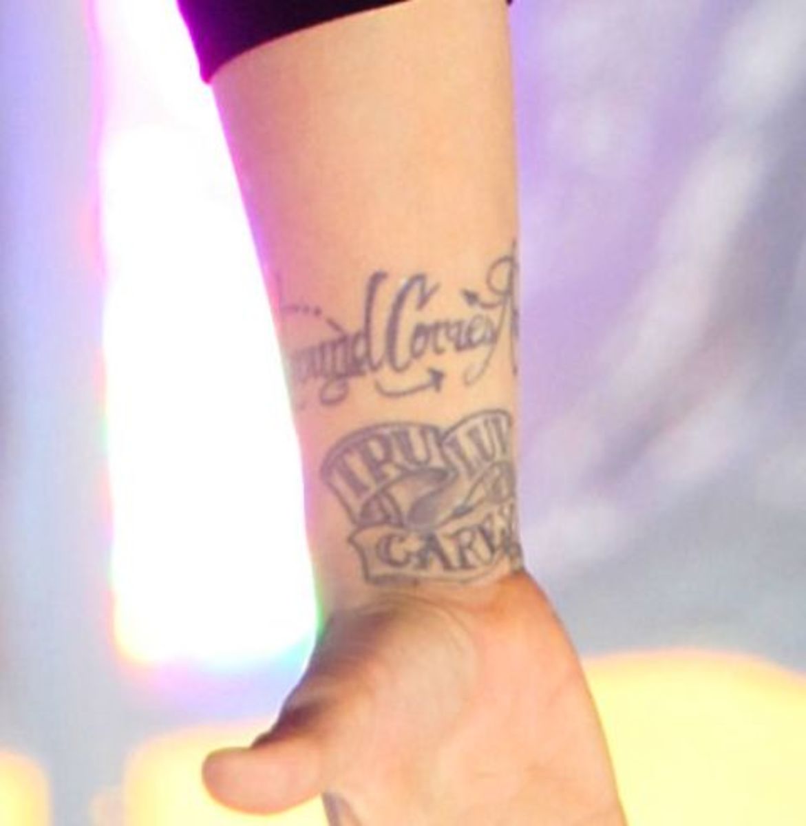 Pink-Singer-Tru-Luv-Carey-Tattoo