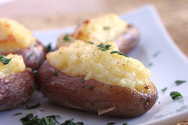 aardappelen met knoflook en kaas