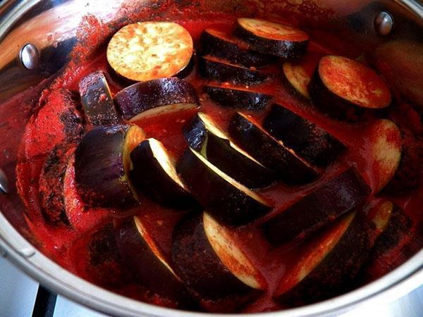 aubergine in tomatensaus