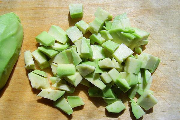 avocado bereiden voor salade