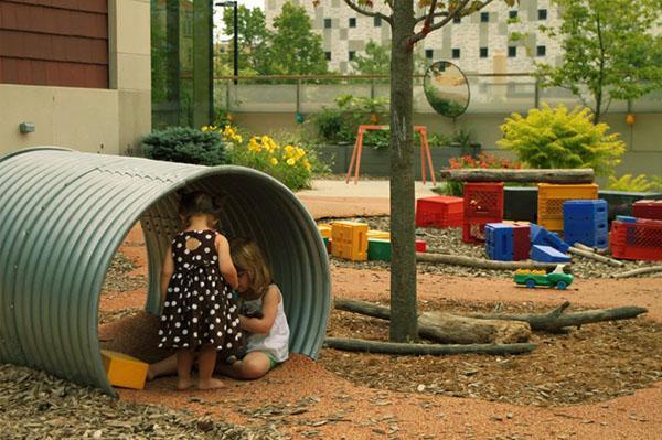 veilig plastic voor speeltuin